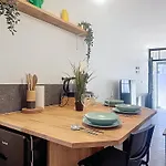 2 Niveaux Charme & Confort Apartment *
